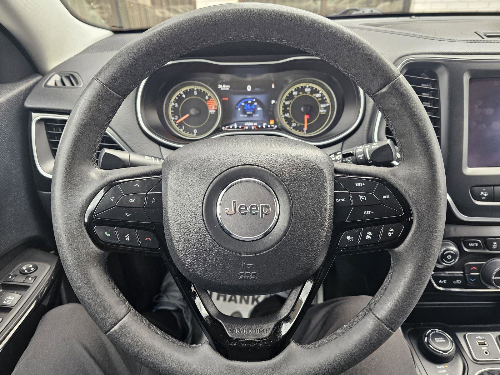 Used 2023 Jeep Cherokee Altitude Lux image 20