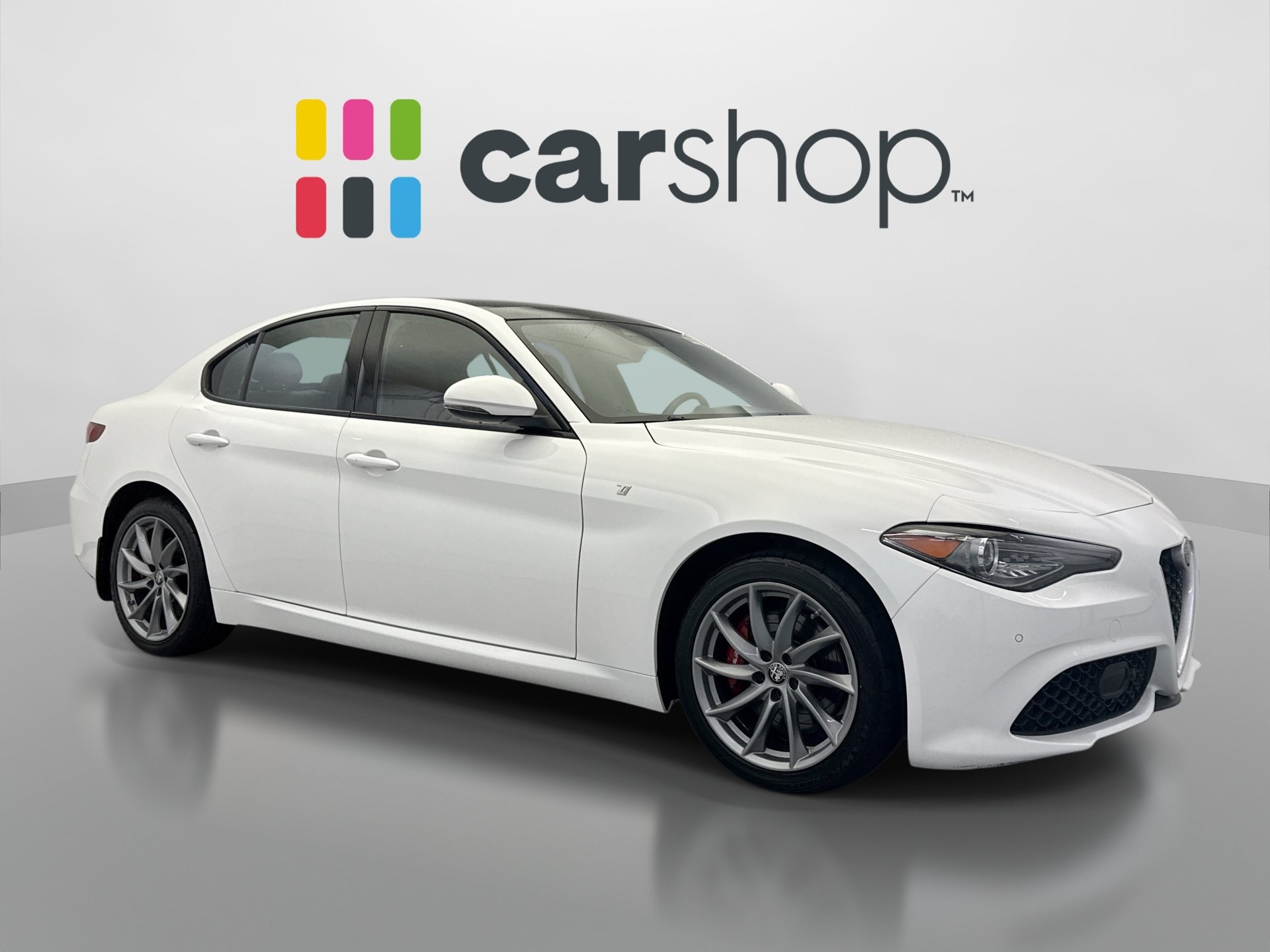 Used 2022 Alfa Romeo Giulia Ti AWD/4WD image 7