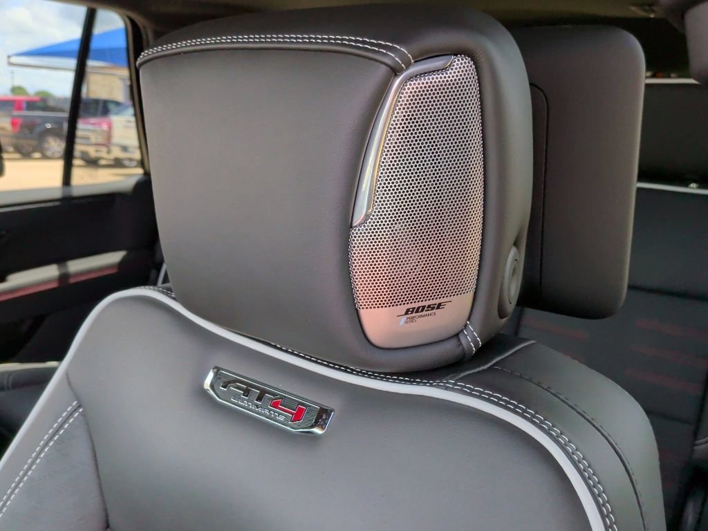 New 2026 GMC Yukon AT4 Ultimate AWD/4WD image 33