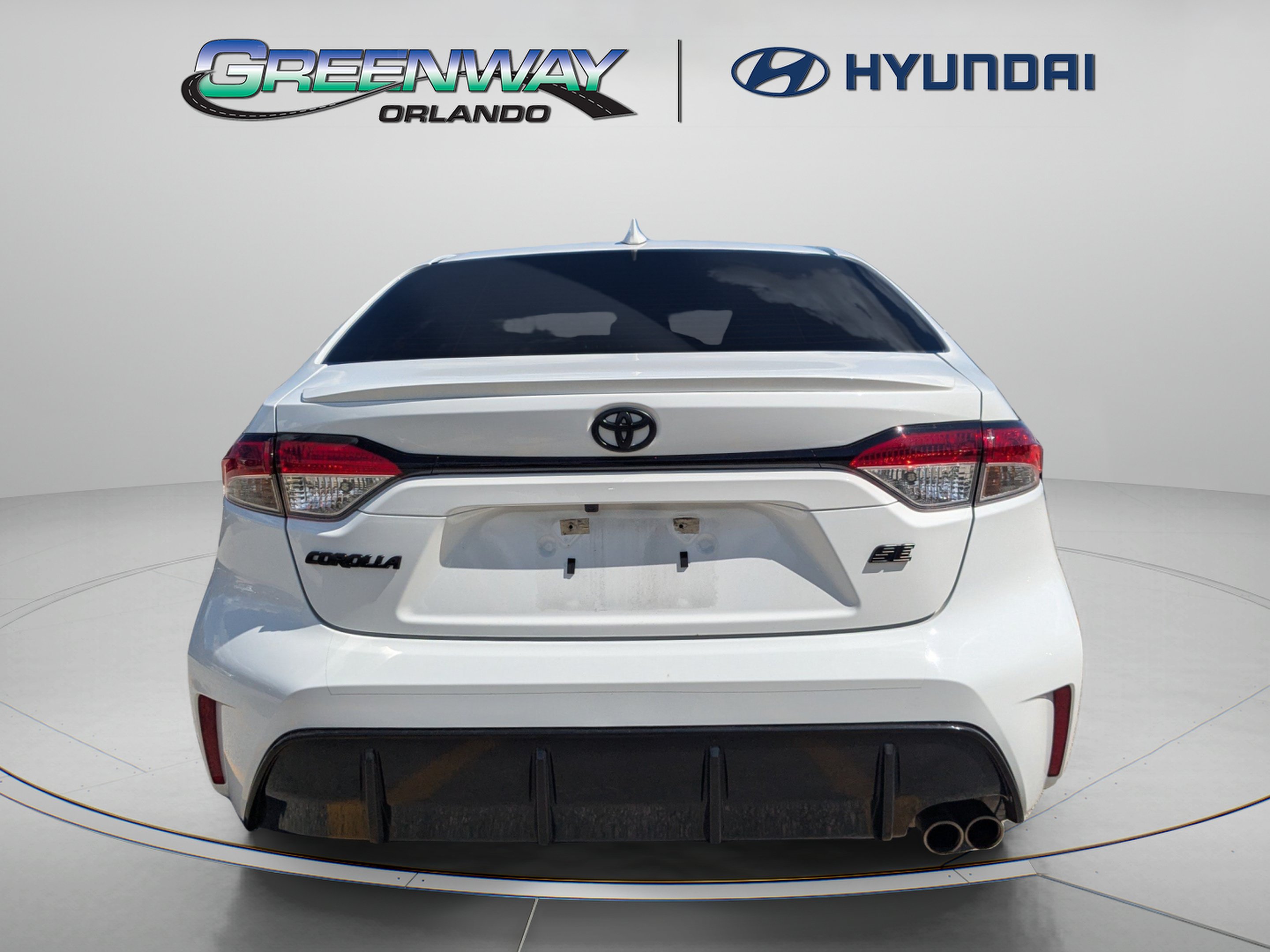 Used 2024 Toyota Corolla SE FWD image 7