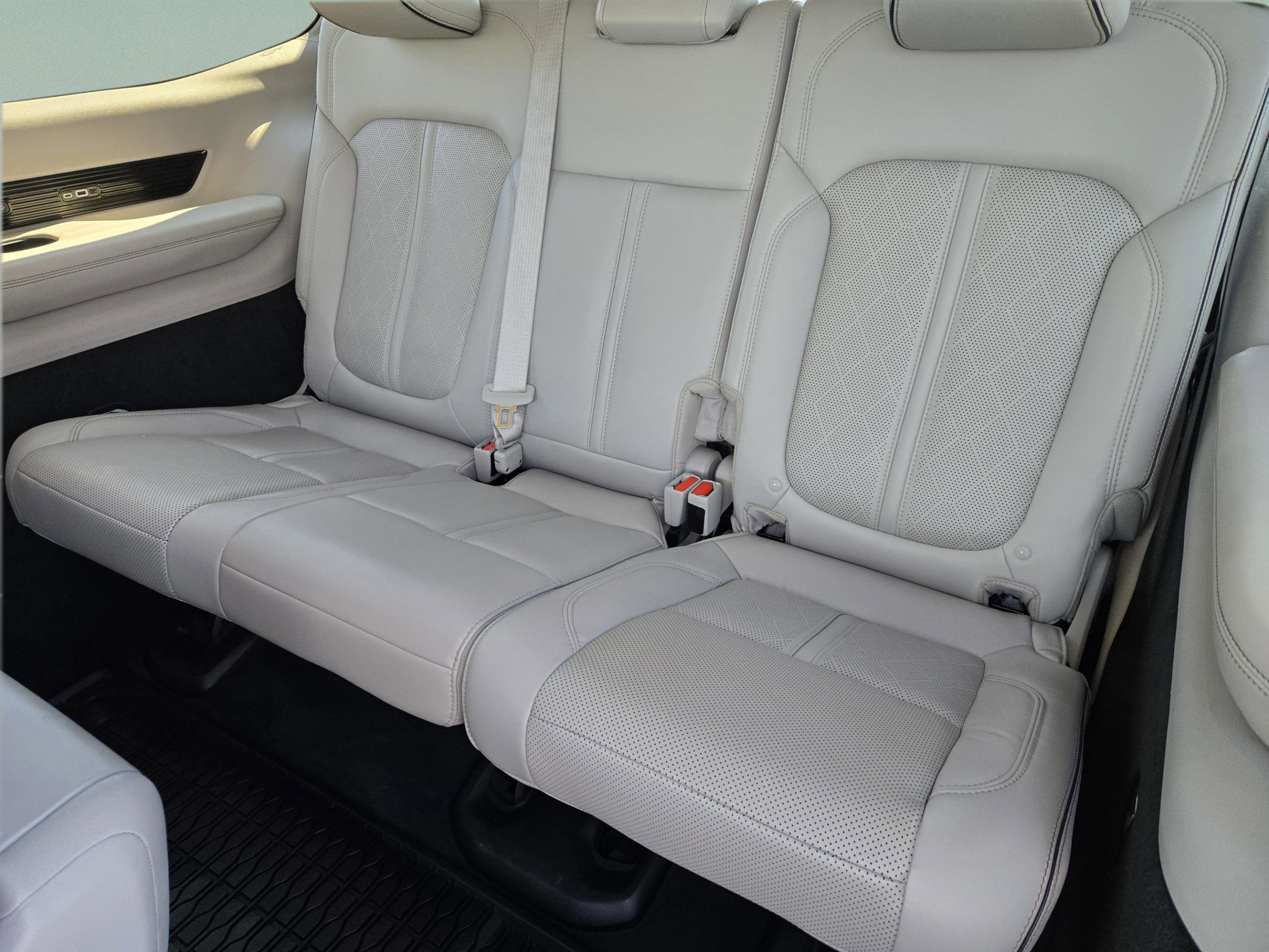 Used 2022 Jeep Grand Wagoneer Series II w/ Premium Group II AWD/4WD image 26