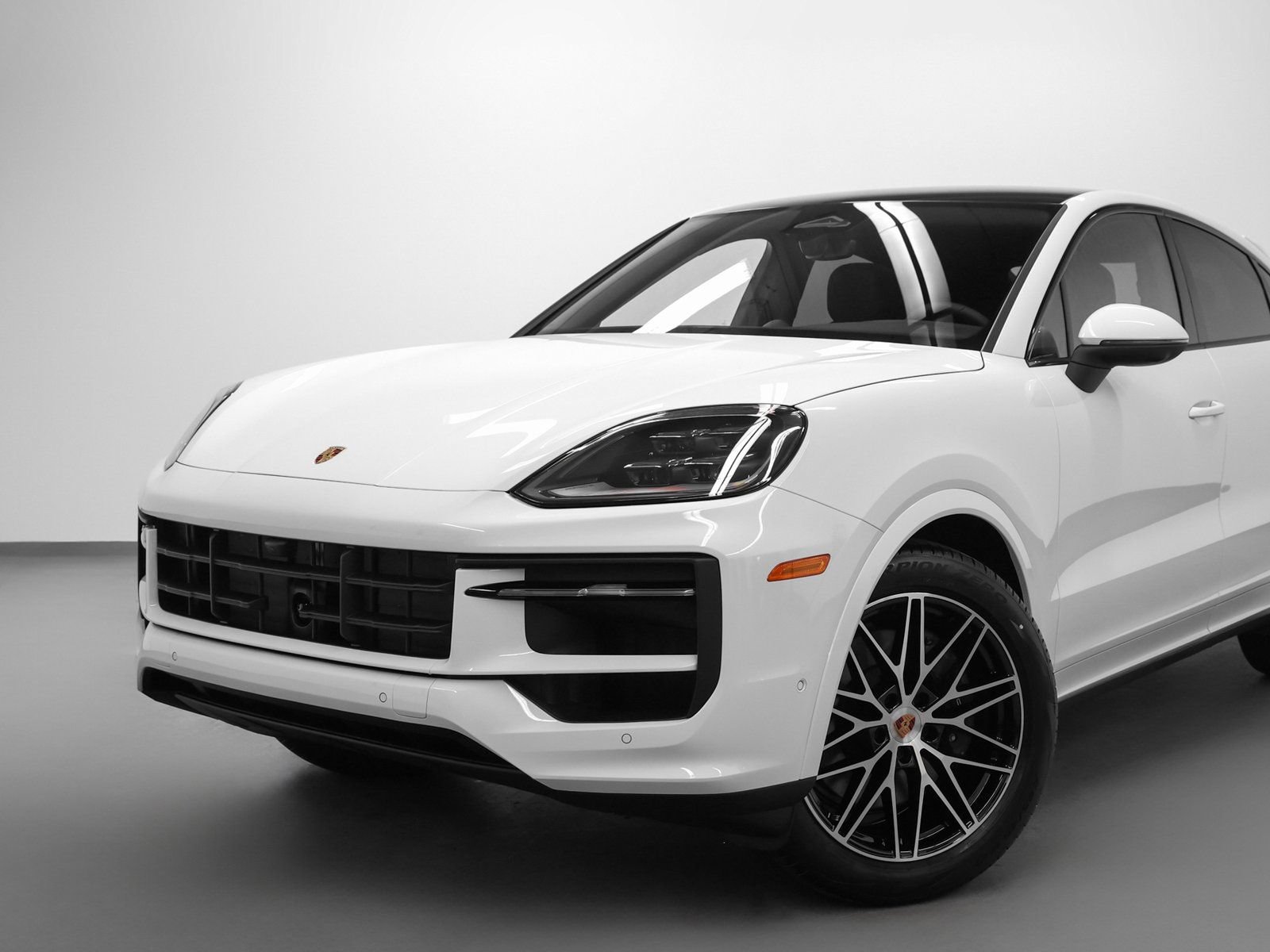 New 2026 Porsche Cayenne Coupe AWD/4WD image 7