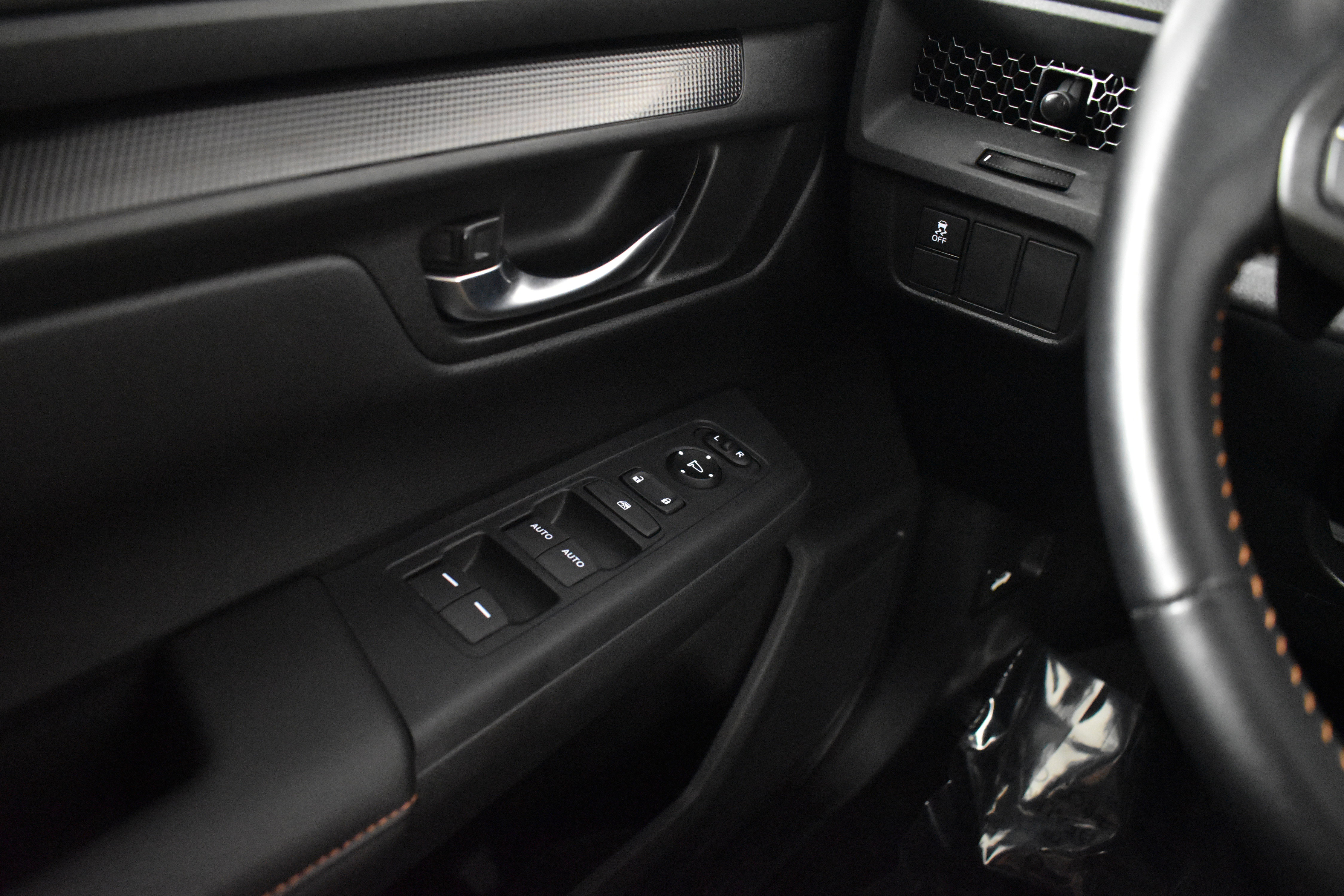 Used 2025 Honda CR-V Sport image 35