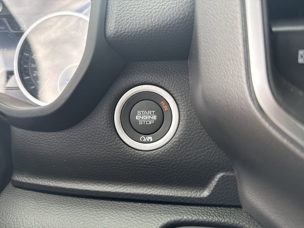 New 2026 RAM 1500 4x4 Crew Cab image 18