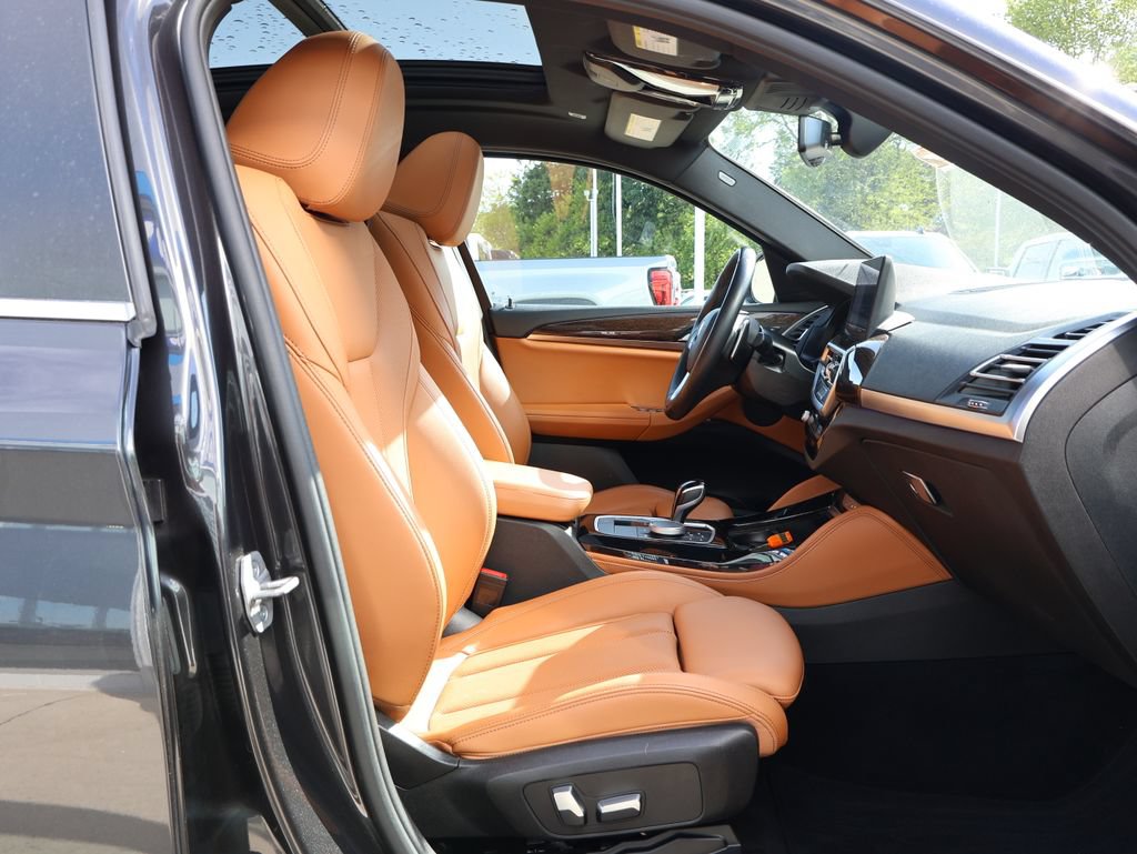 Used 2023 BMW X4 xDrive30i w/ Premium Package AWD/4WD image 35