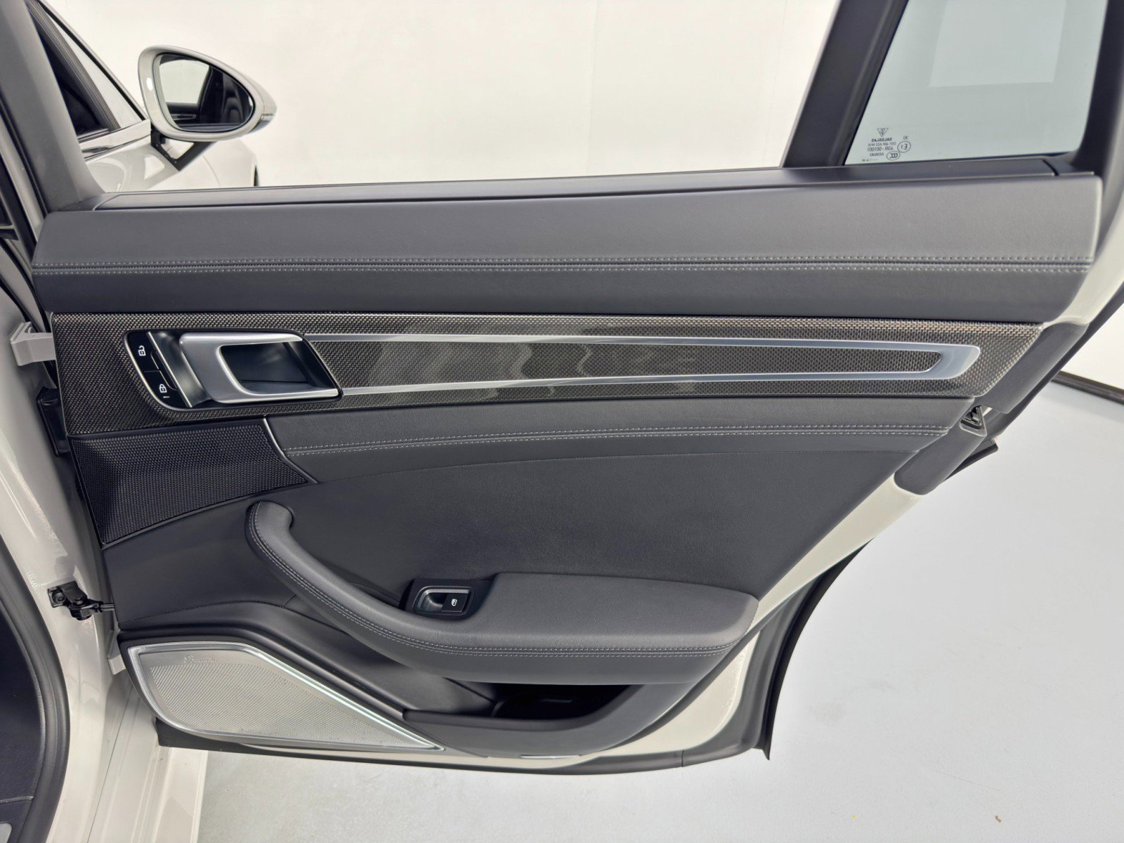 Used 2022 Porsche Panamera Turbo S w/ Premium Package image 51