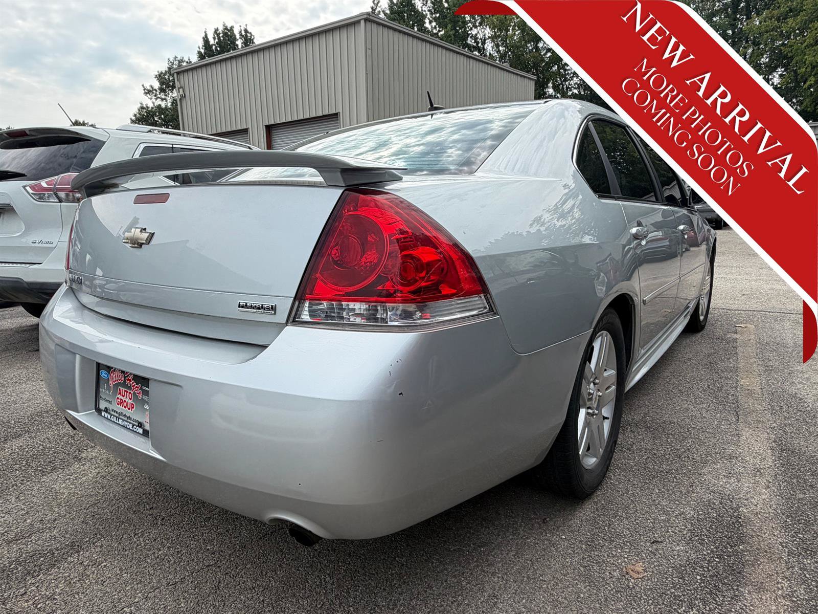 Used 2012 Chevrolet Impala LT w/ LT Sunroof Package FWD image 10