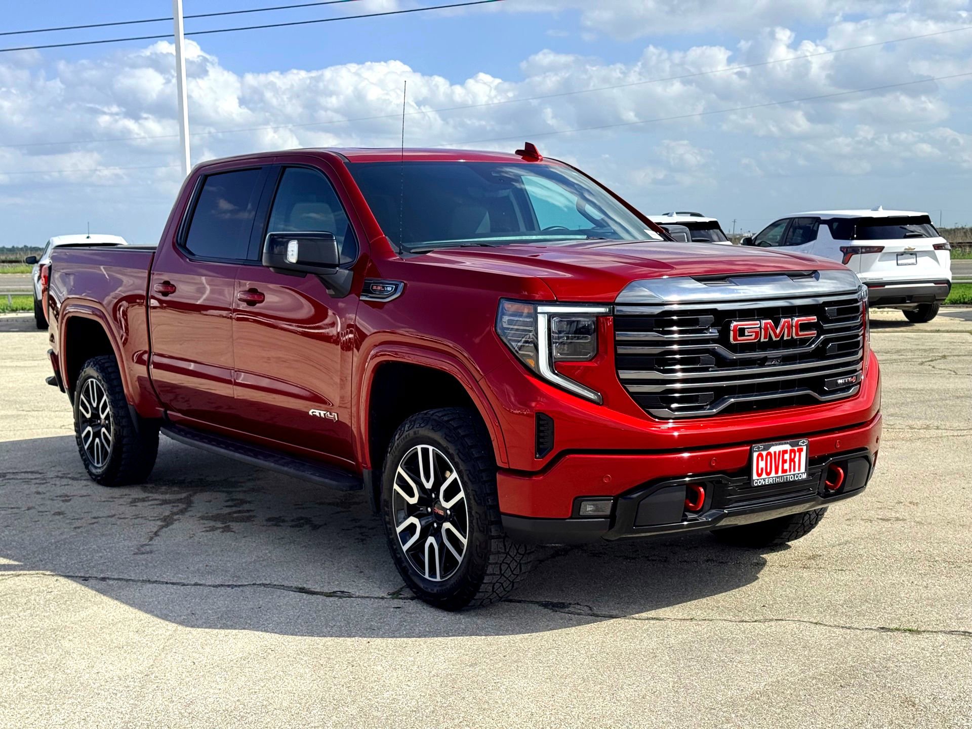 Used 2024 GMC Sierra 1500 AT4 w/ Technology Package image 6