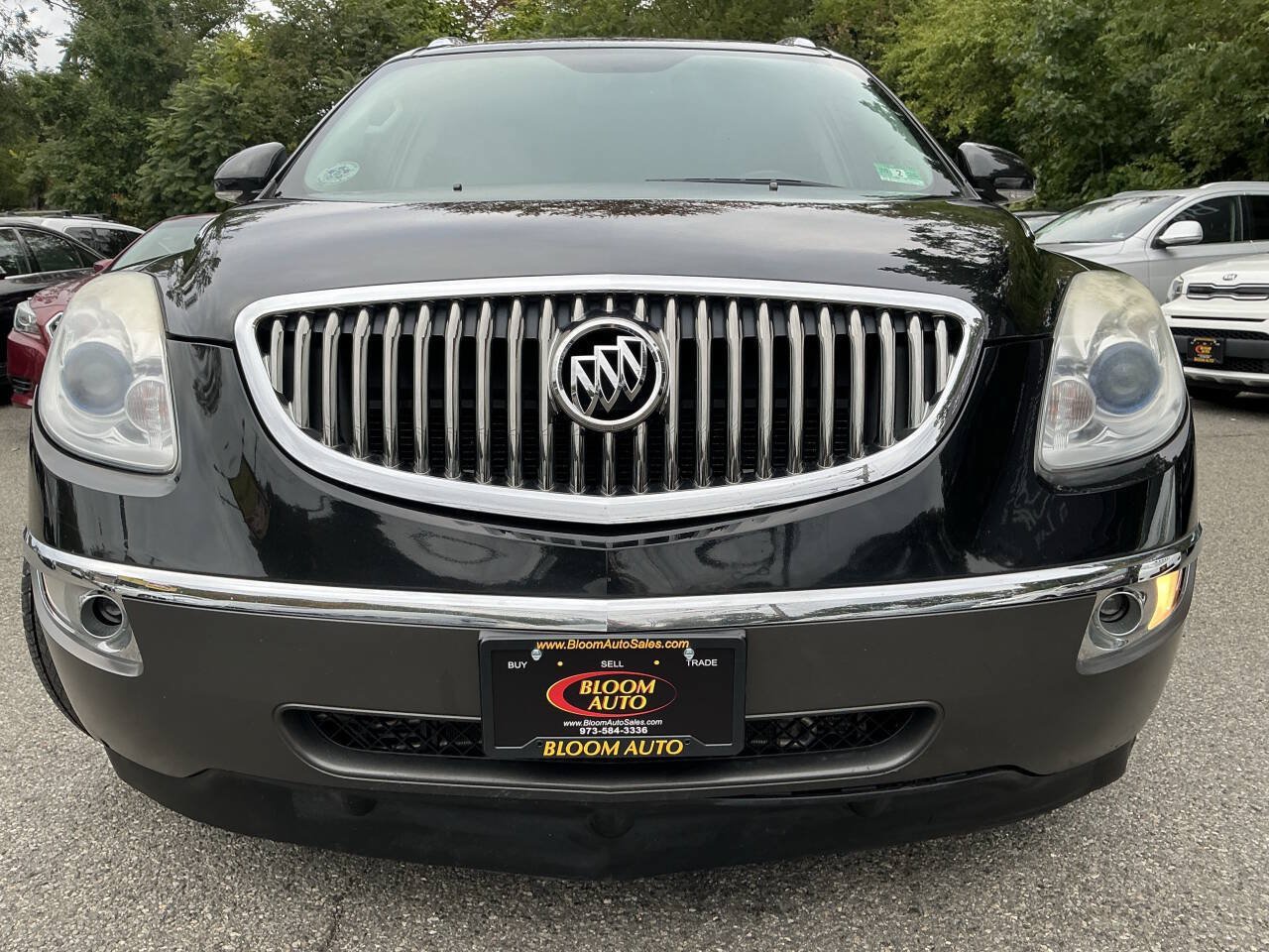 Used 2010 Buick Enclave CXL AWD/4WD image 3