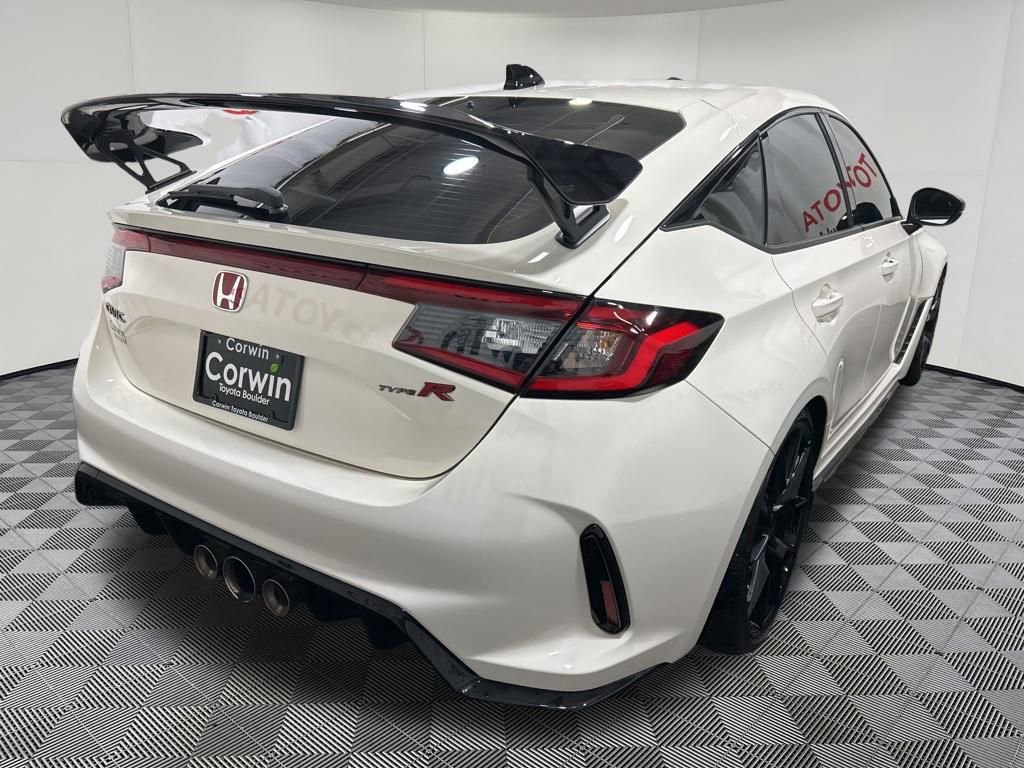 Used 2025 Honda Civic Type R image 8