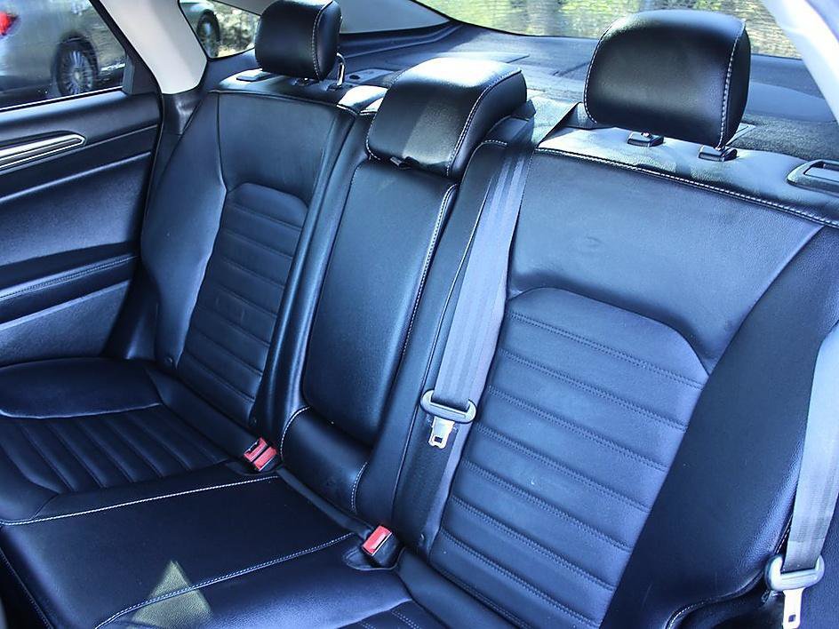 Used 2017 Ford Fusion Energi SE FWD image 11