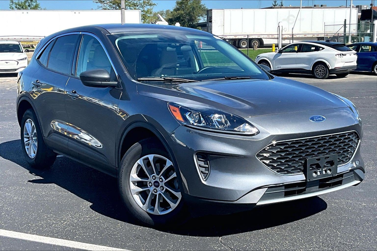 Used 2022 Ford Escape SE w/ Convenience Package AWD/4WD image 36