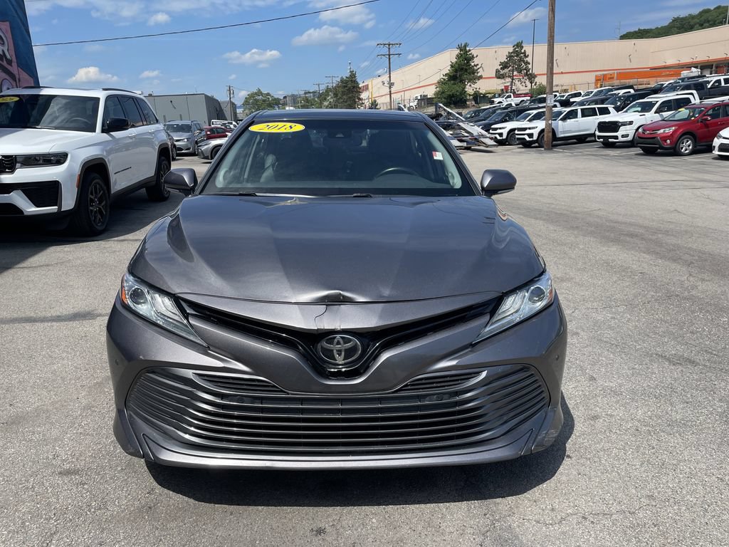 Used 2018 Toyota Camry XLE w/ Audio Package FWD image 5