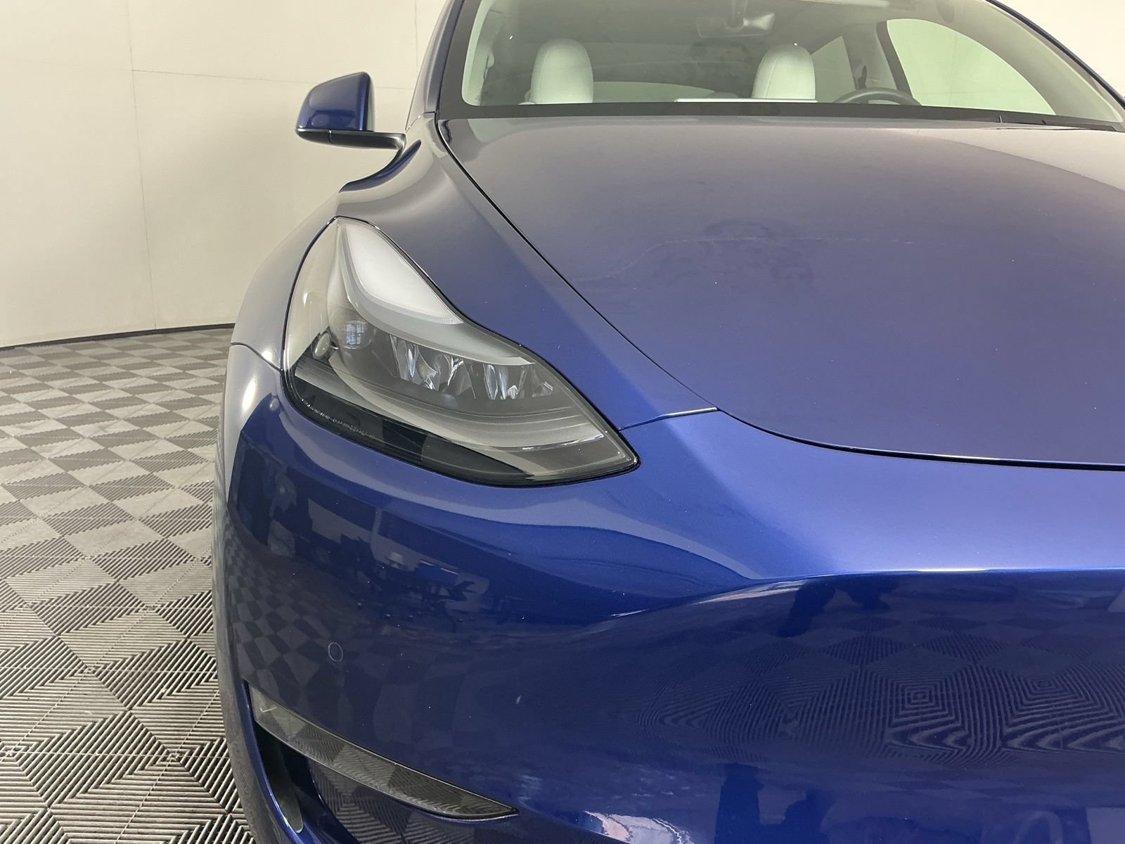 Used 2021 Tesla Model Y Performance AWD/4WD image 3