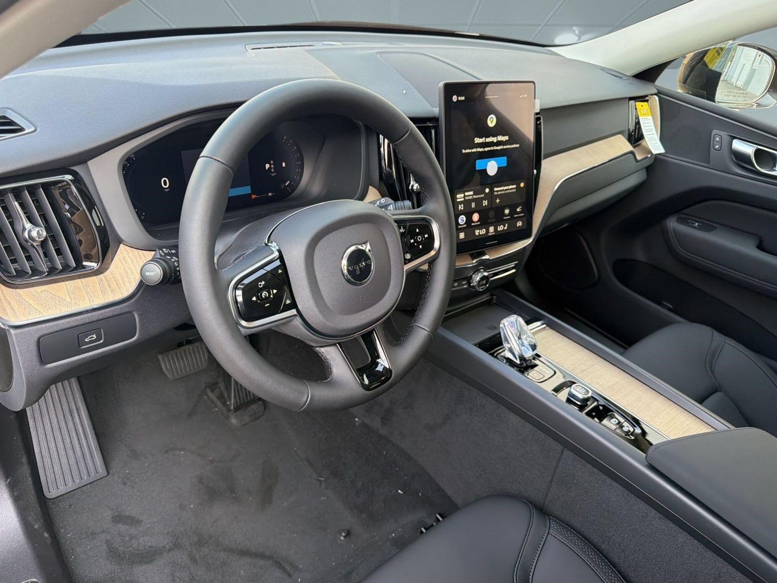 New 2026 Volvo XC60 B5 Plus w/ Climate Package AWD/4WD image 4