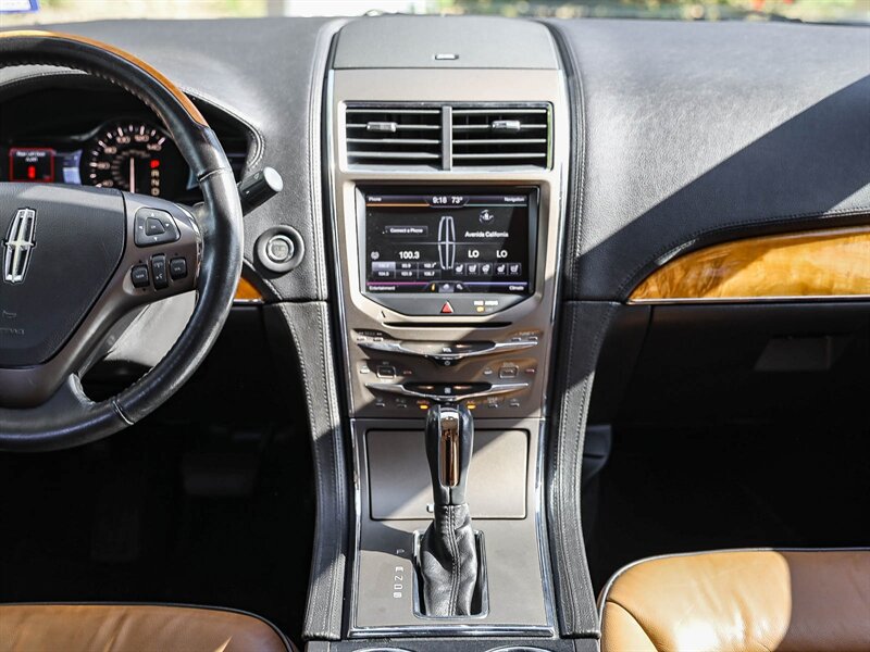 Used 2014 Lincoln MKX FWD w/ Equipment Group 102A image 18