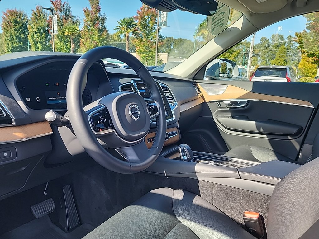 Certified 2024 Volvo XC90 T8 Plus w/ Protection Package Premier AWD/4WD image 11
