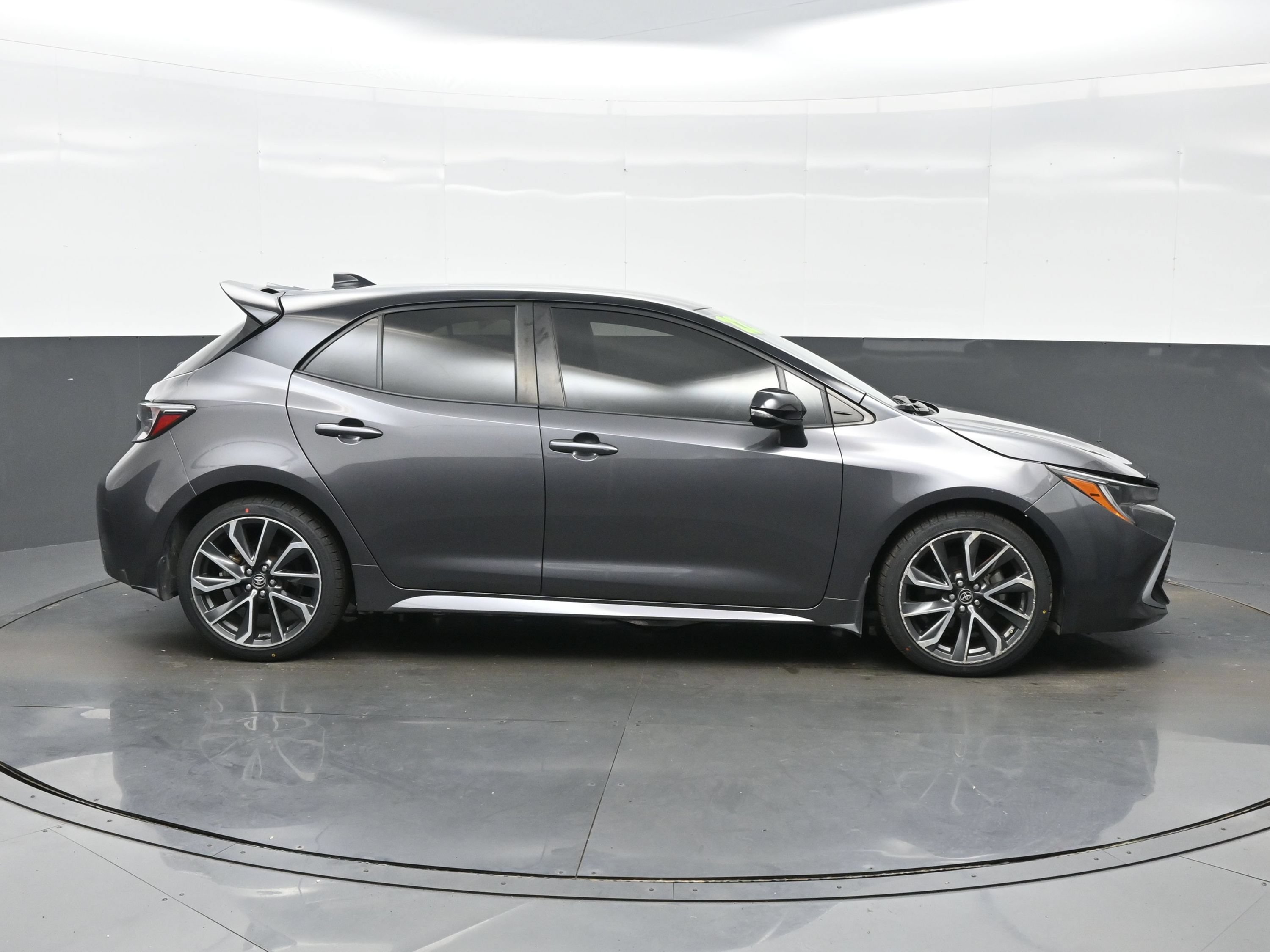 Used 2022 Toyota Corolla XSE FWD image 7