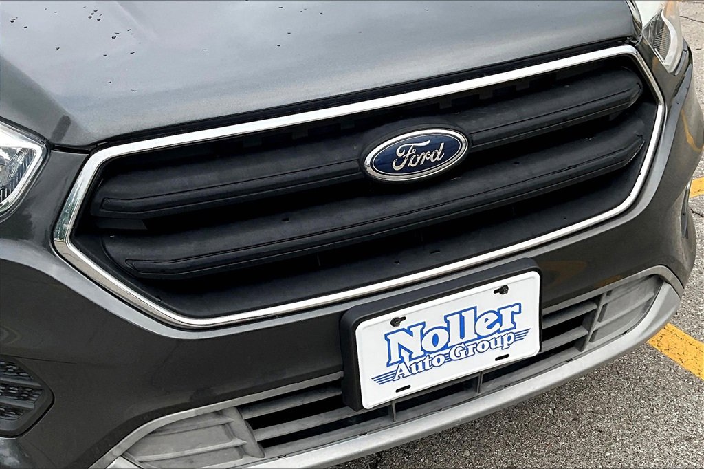 Used 2019 Ford Escape SE image 28