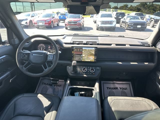 Used 2023 Land Rover Defender 110 V8 AWD/4WD image 10