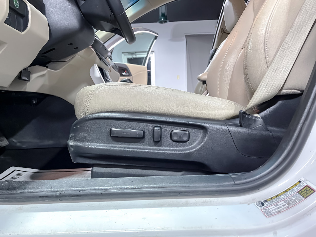 Used 2016 Honda Accord EX-L image 18