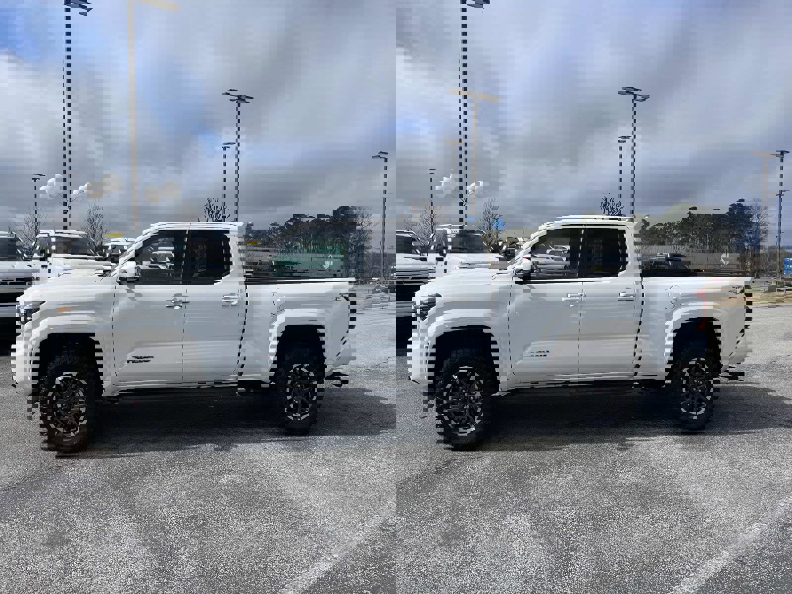 Used 2024 Toyota Tacoma TRD Sport image 8