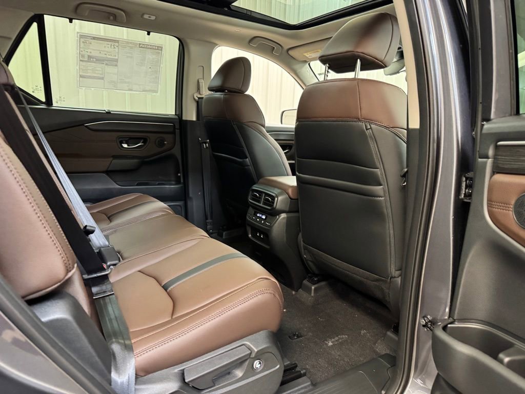 New 2026 Honda Pilot Touring image 26