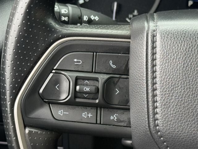 Used 2025 Toyota Tundra SR5 AWD/4WD image 14