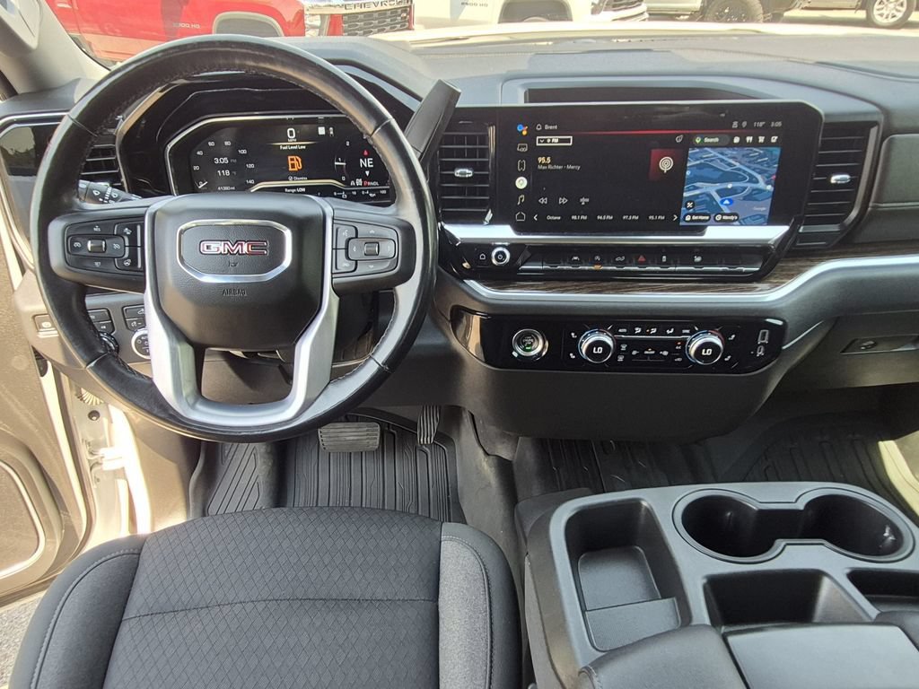 Certified 2022 GMC Sierra 1500 Elevation w/ LPO, Elevation Black Package AWD/4WD image 10
