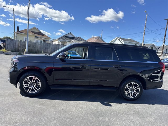 New 2025 Ford Expedition Max Active image 8