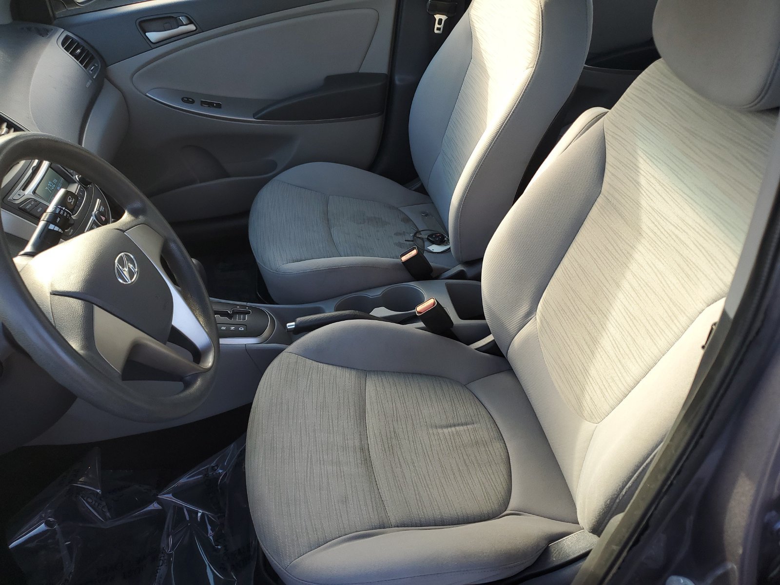 Used 2017 Hyundai Accent SE FWD image 16