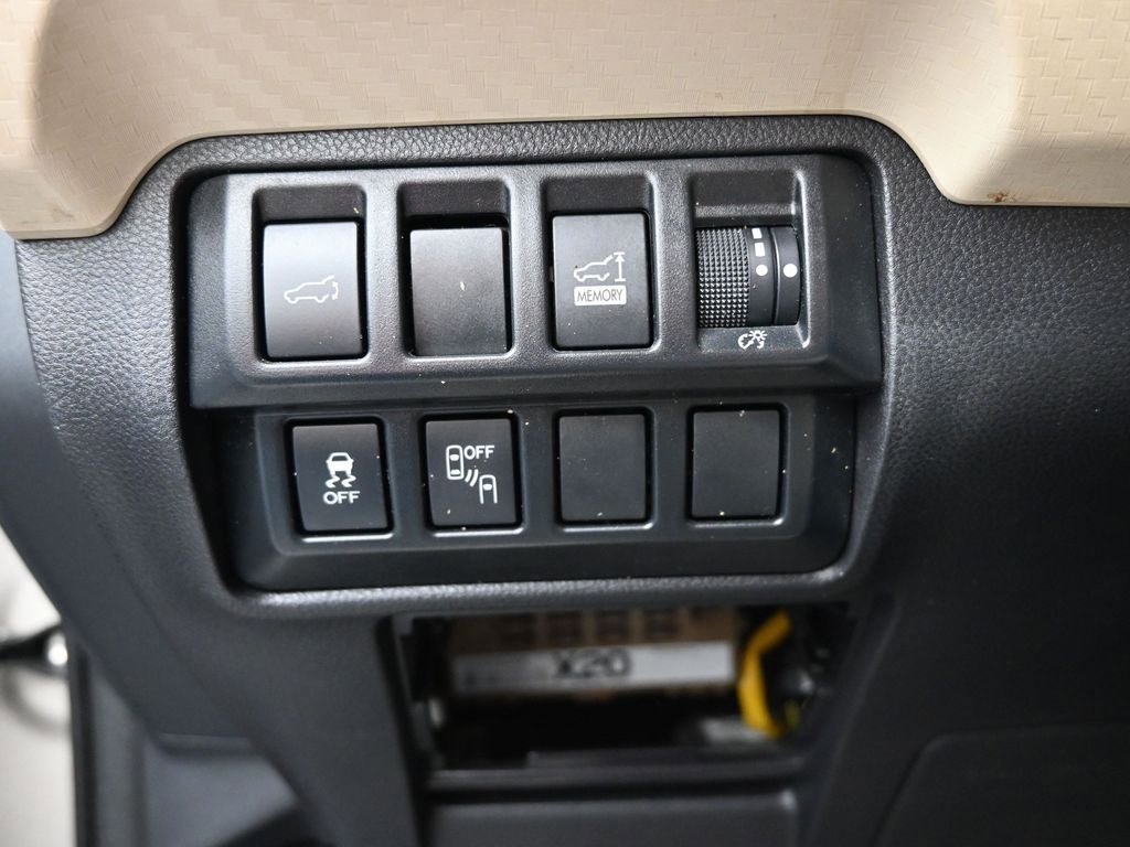 Used 2019 Subaru Ascent Premium image 22