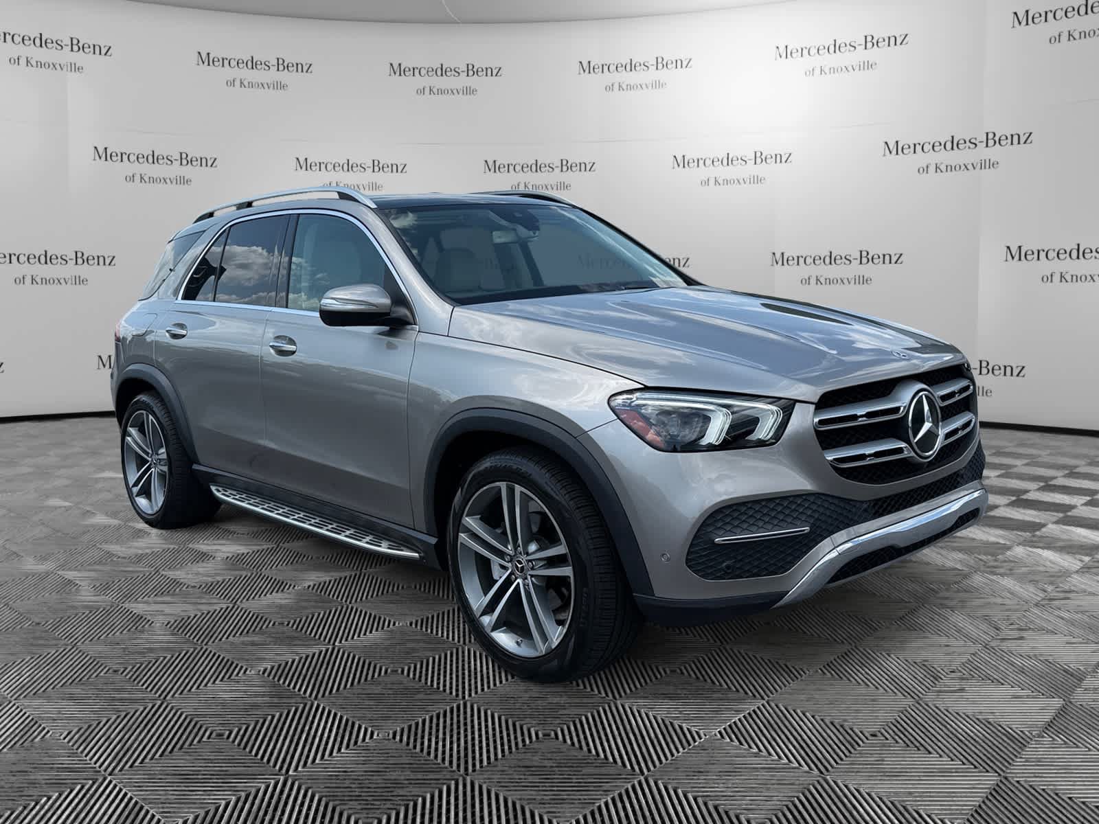 Certified 2020 Mercedes-Benz GLE 350 w/ Premium Package image 3