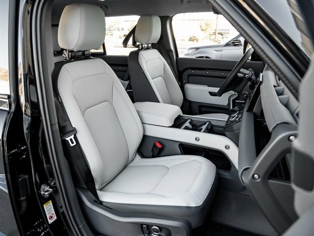 New 2025 Land Rover Defender 130 S AWD/4WD image 29
