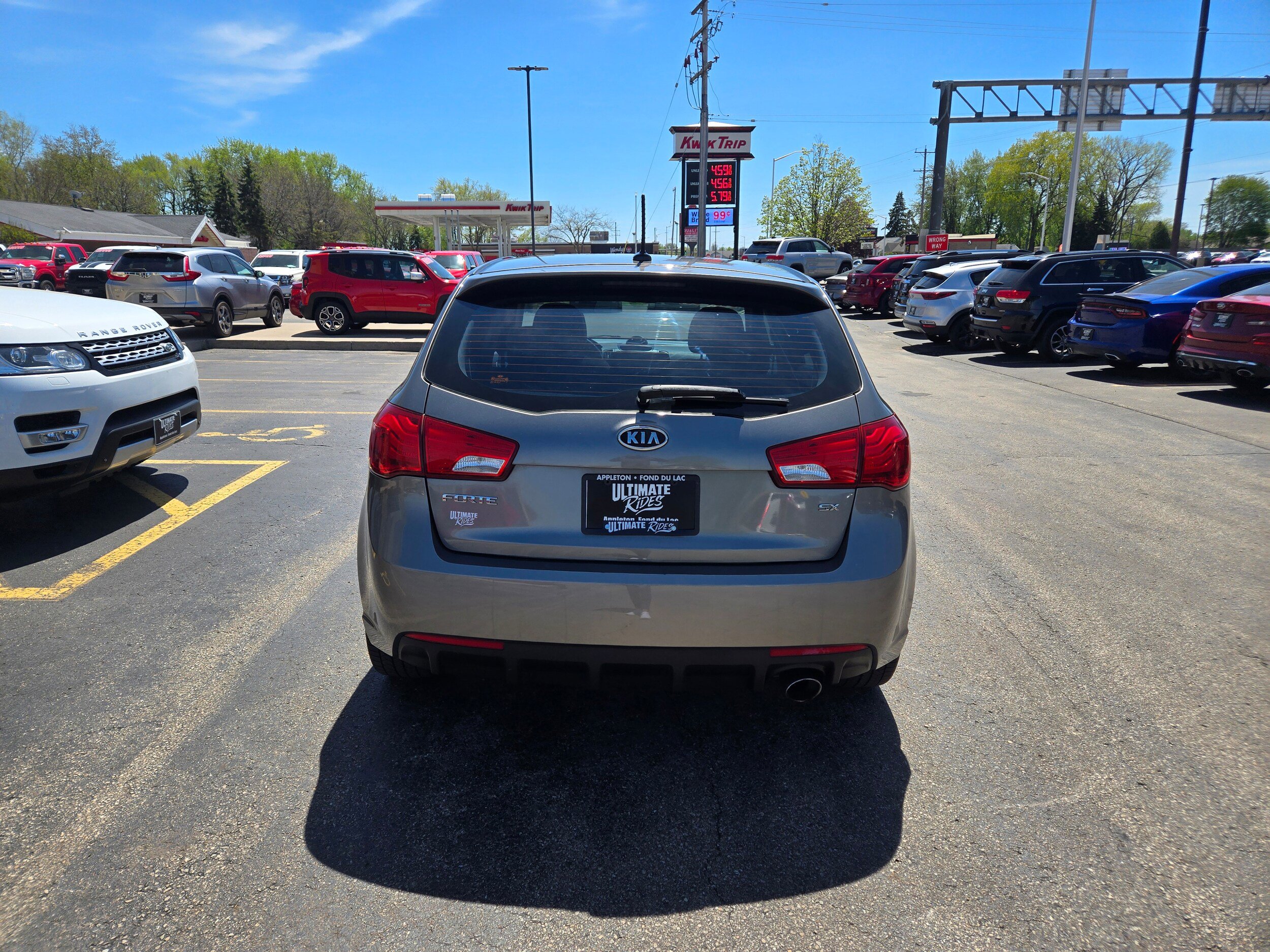 Used 2012 Kia Forte SX FWD image 10