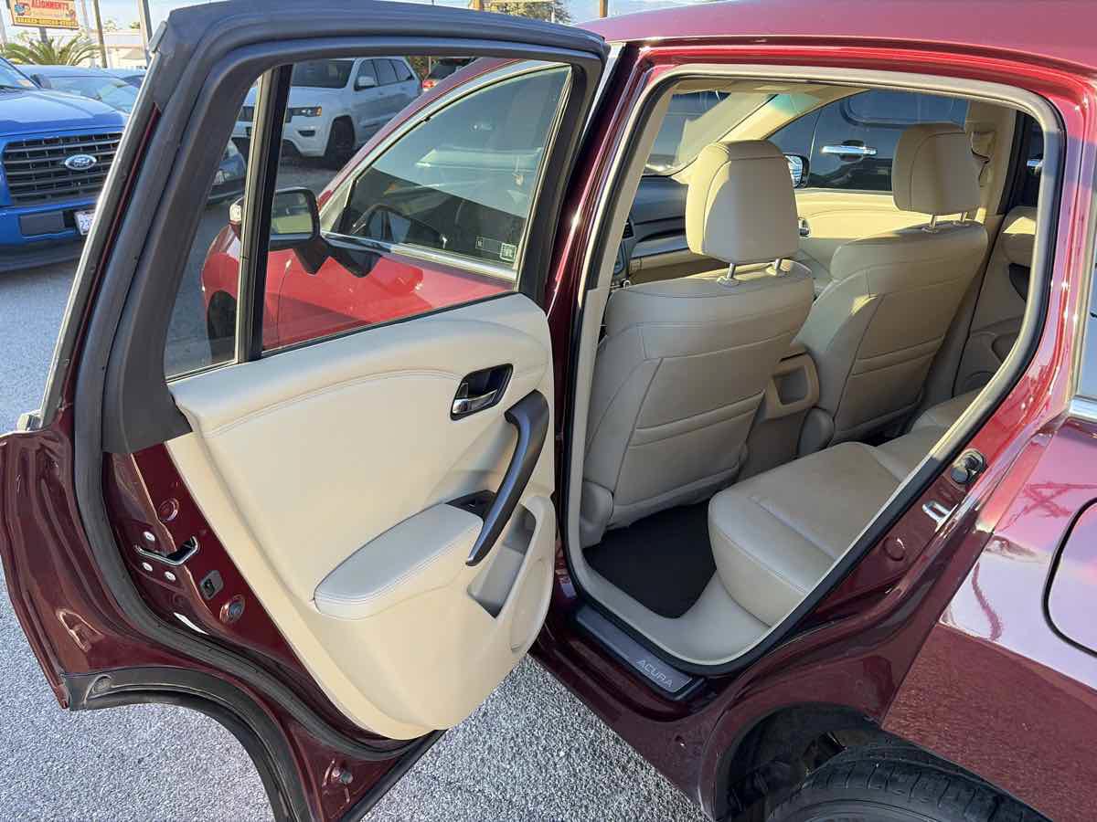 Used 2015 Acura RDX w/ Technology Package FWD image 11