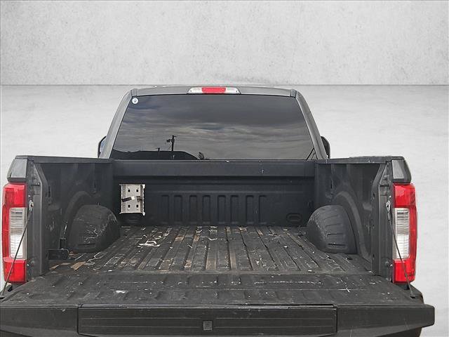 Used 2017 Ford F250 XLT w/ XLT Value Package AWD/4WD image 6