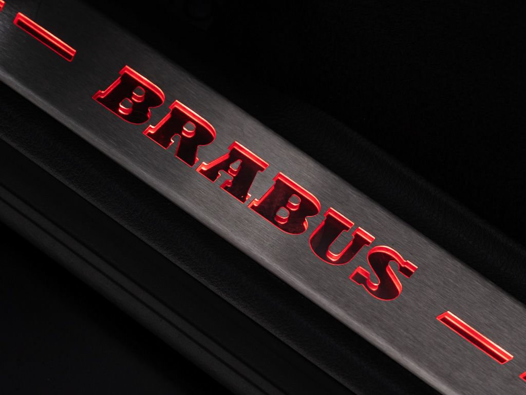 Used 2025 Mercedes-Benz G 63 AMG 4MATIC image 13