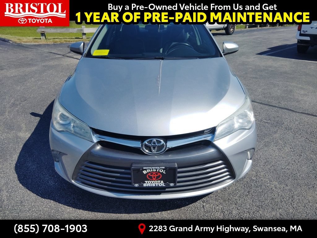 Used 2016 Toyota Camry XLE FWD image 2