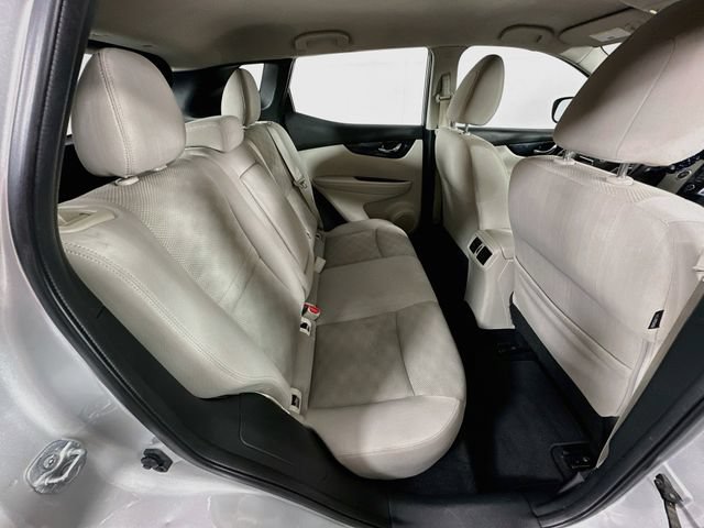 Used 2018 Nissan Rogue Sport SV w/ SV Technology Package AWD/4WD image 27