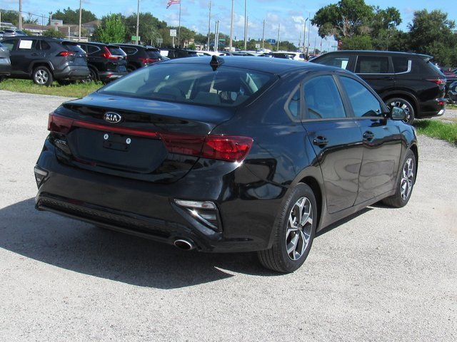 Used 2021 Kia Forte LXS image 4