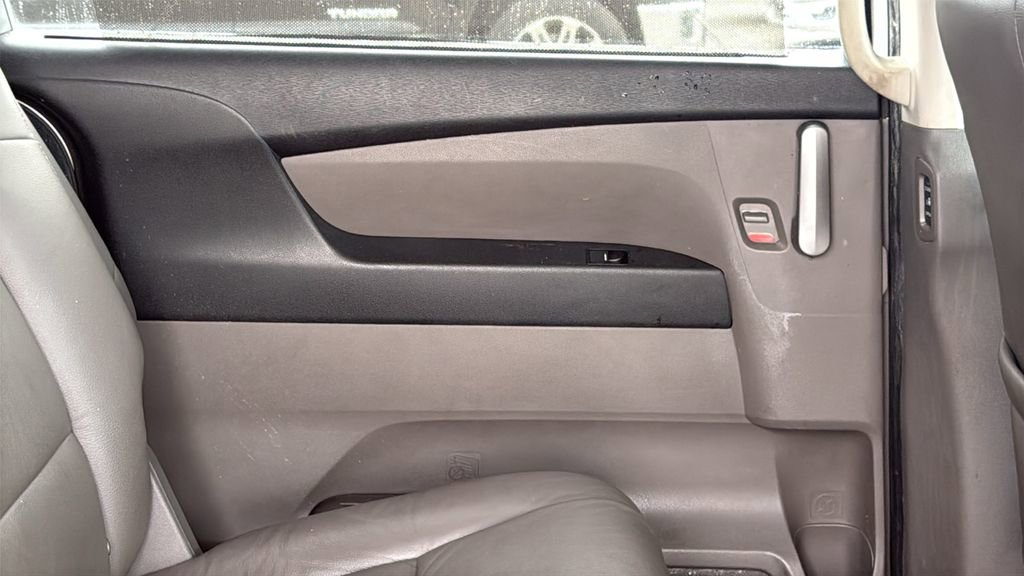 Used 2013 Honda Odyssey EX-L image 31