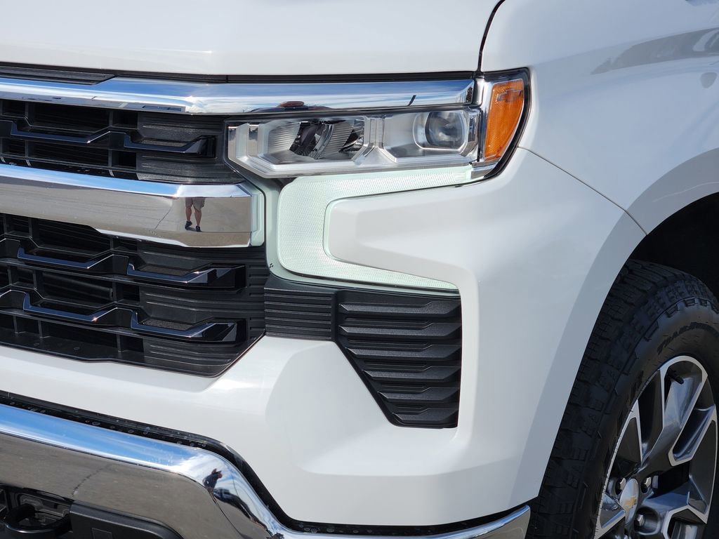 Used 2024 Chevrolet Silverado 1500 LT image 13
