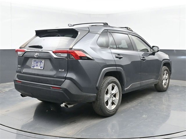 Used 2019 Toyota RAV4 XLE image 10