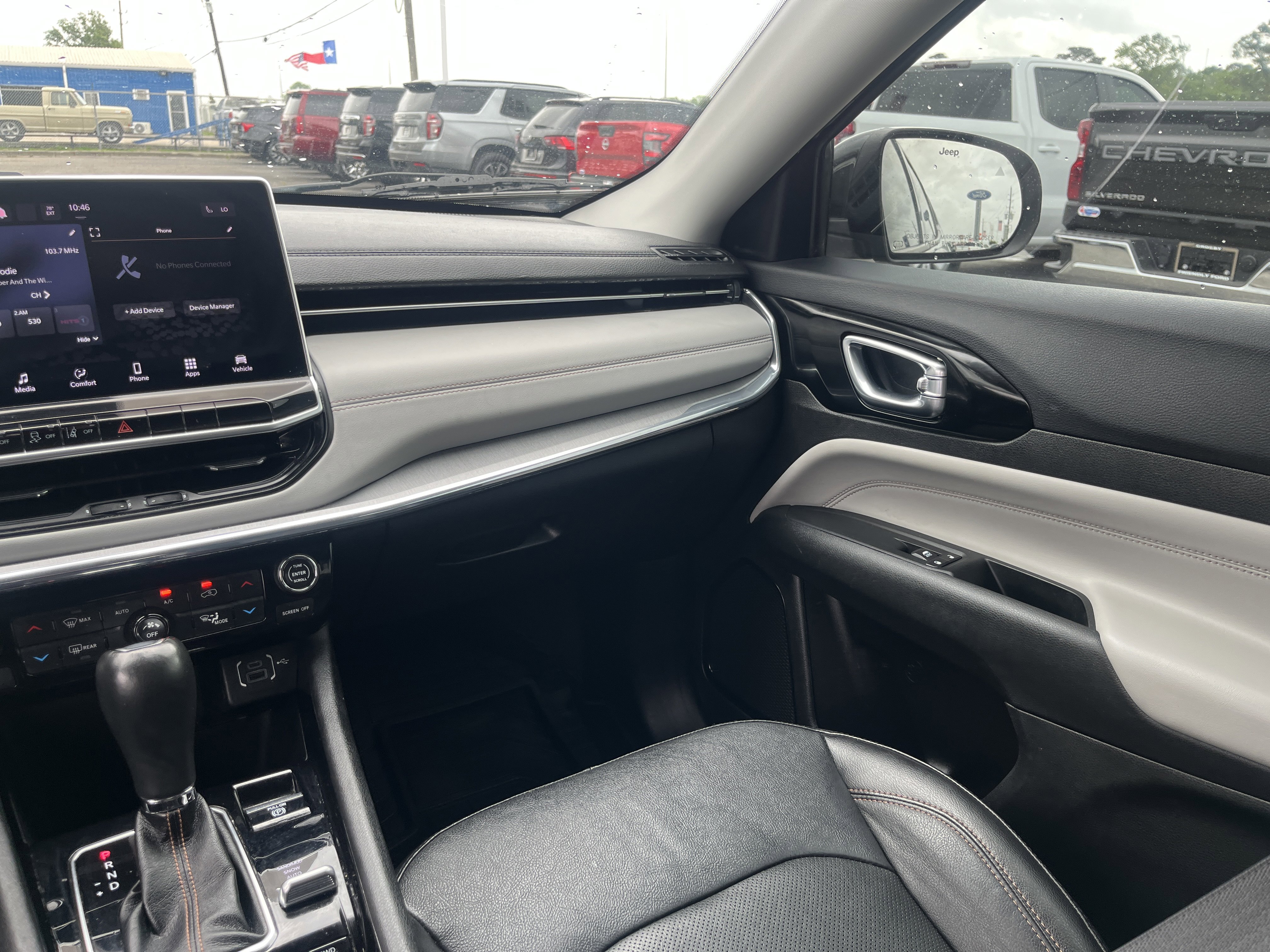 Used 2022 Jeep Compass Limited image 31