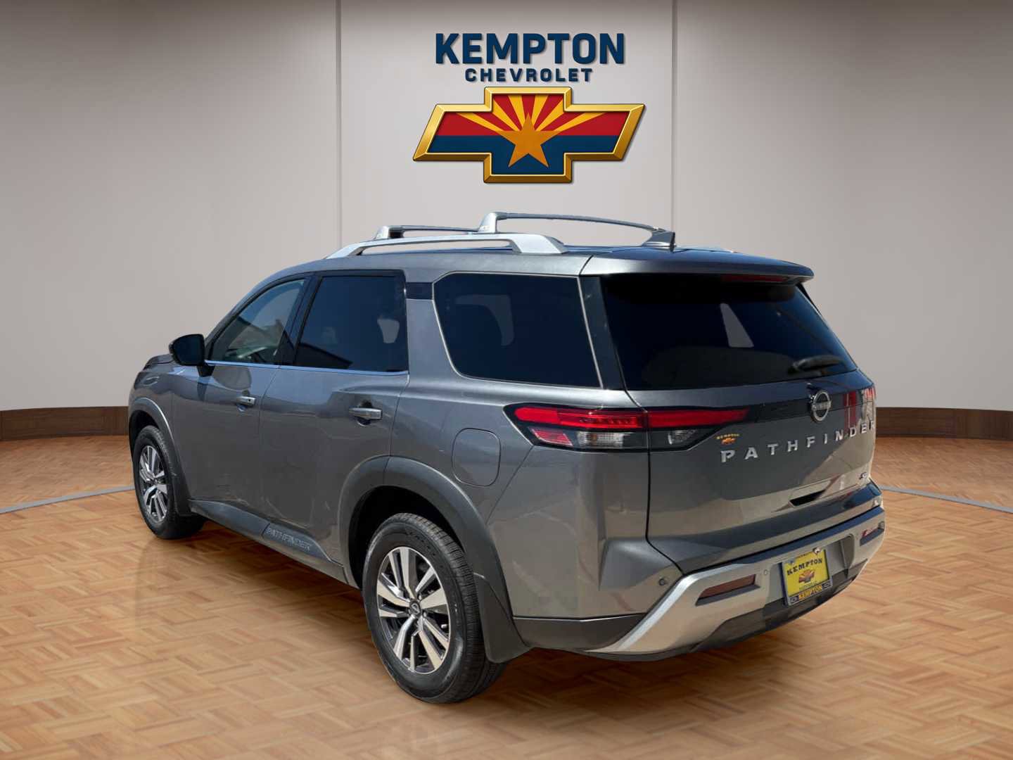 Used 2023 Nissan Pathfinder SL image 4