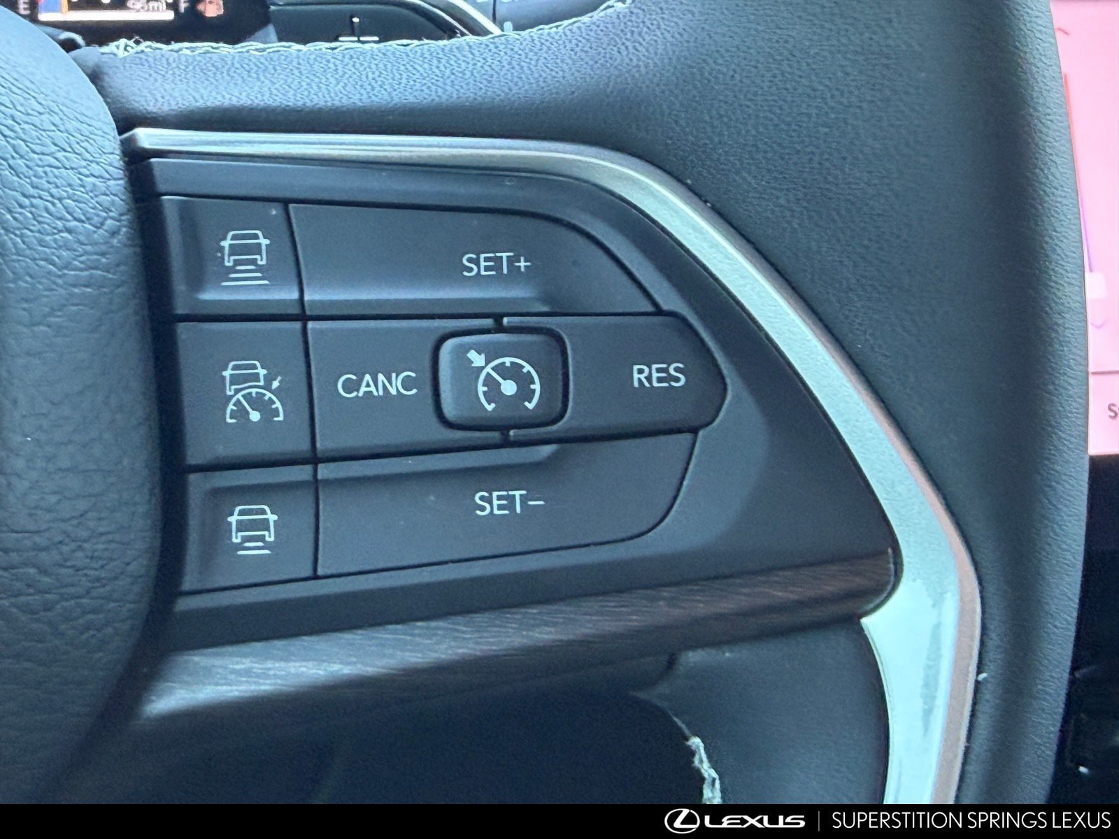 Used 2025 Jeep Grand Cherokee Limited AWD/4WD image 25
