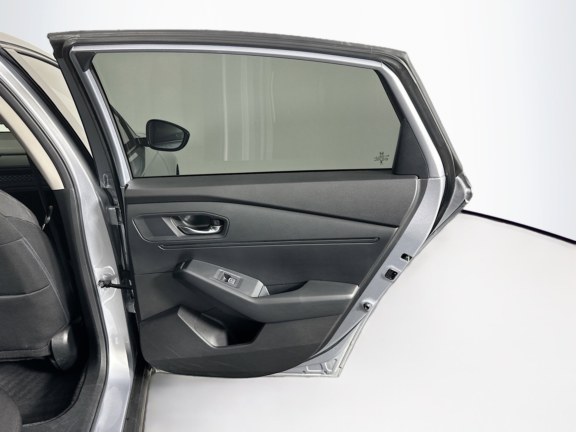 Used 2025 Honda Accord SE image 29