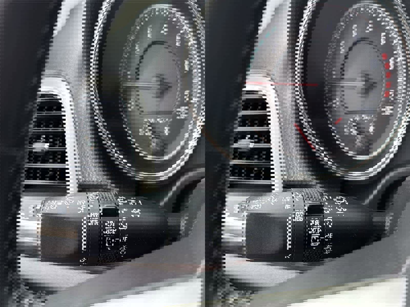 Used 2013 Jeep Grand Cherokee Laredo image 22