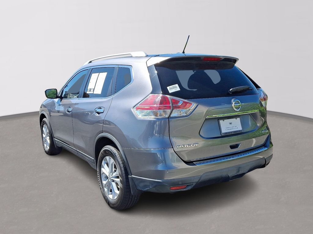 Used 2016 Nissan Rogue SV AWD/4WD image 4